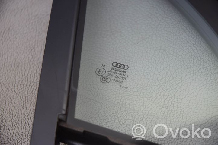 Audi Q7 4M Mažasis "A" priekinių durų stiklas (keturdurio) 4M0845114