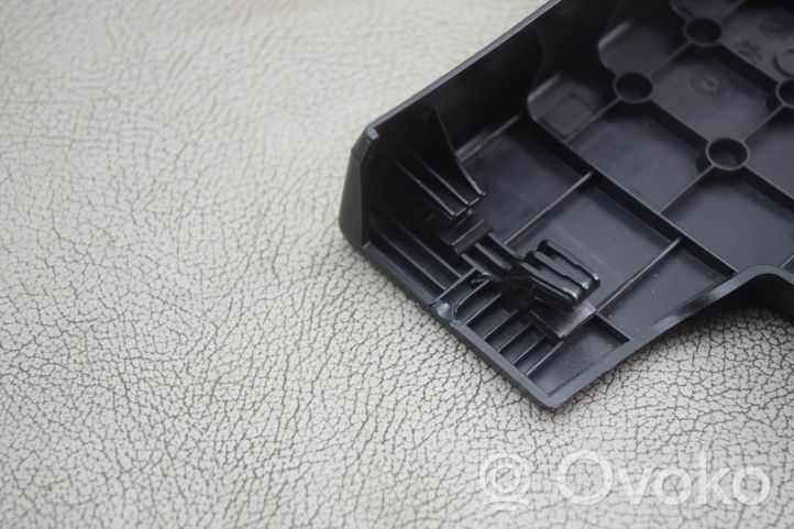 Audi Q7 4M Front door seat control surround trim 4M0010500