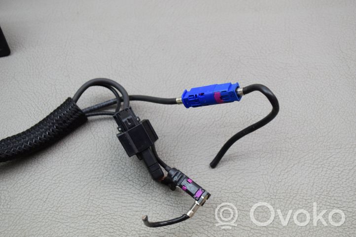 BMW 3 F30 F35 F31 AUX in-socket connector 9207339