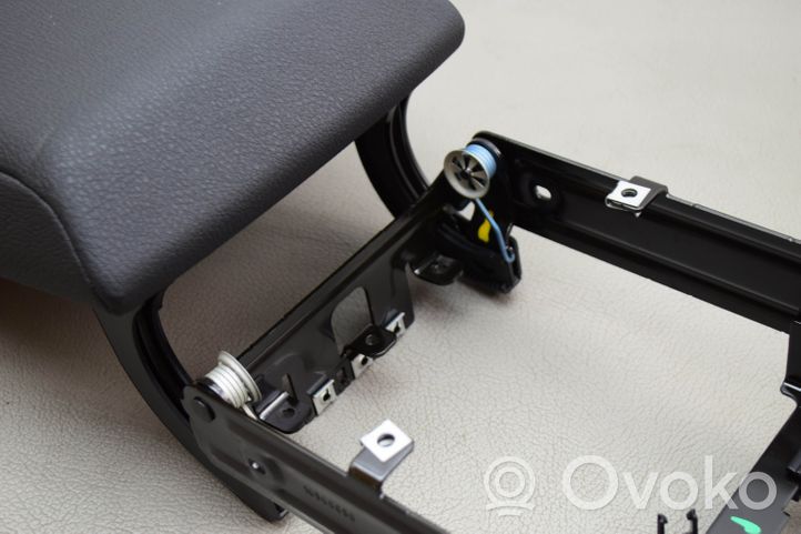 BMW X3 F25 Armrest 10500650