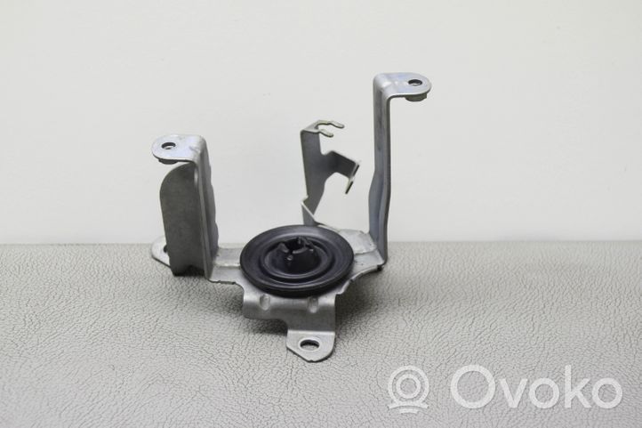 Porsche Cayenne (92A) Support de montage de filtre à carburant 7P6127224