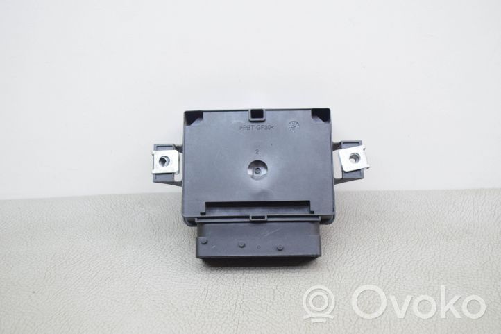 Mercedes-Benz B W246 W242 Takajarrun EMF-ohjainlaite/moduuli A1669002700