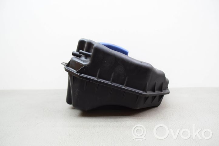 Audi Q7 4L Vase d'expansion / réservoir de liquide de refroidissement 7L0121407F