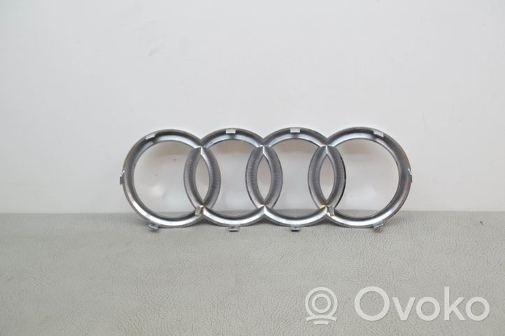 Audi Q7 4M Mostrina con logo/emblema della casa automobilistica 4M0853605