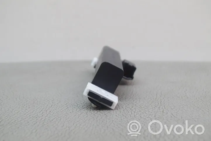 Nissan Juke I F15 Antena wewnętrzna 5170614