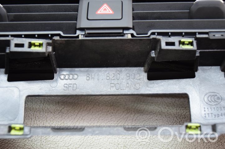 Audi A4 S4 B9 Lango oro grotelės 8W1820902E