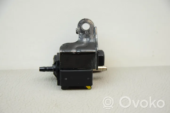 KIA Sportage Valve de freinage 394002C300