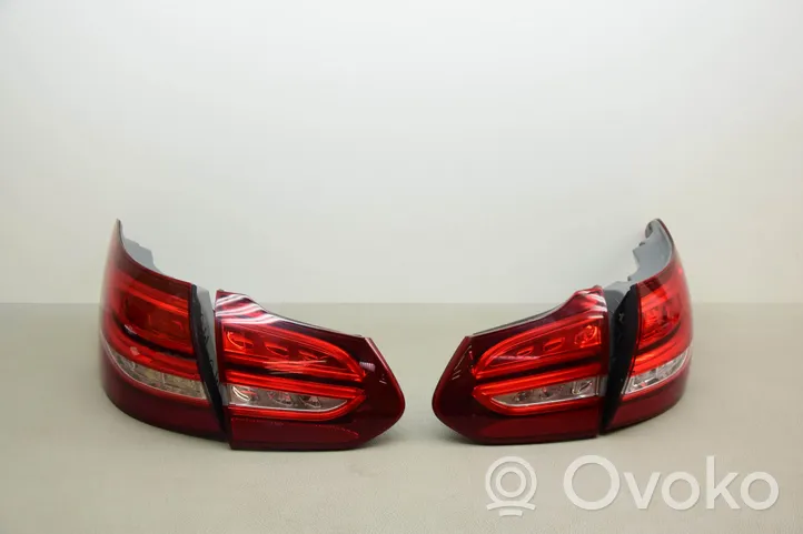 Mercedes-Benz C W205 Set feux arrière / postérieurs A2059061503