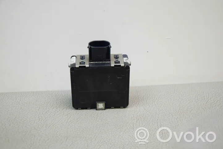 Volkswagen Touran III Capteur radar de distance 5QA907561B