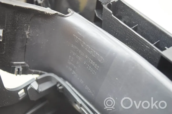 Volvo V60 Rivestimento del piantone del volante 8648403