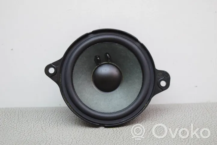 Audi A4 S4 B9 Front door speaker 8W0035303