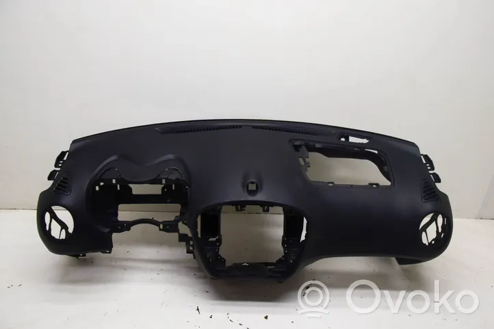 Nissan Juke I F15 Dashboard 681PZ1KZ0A