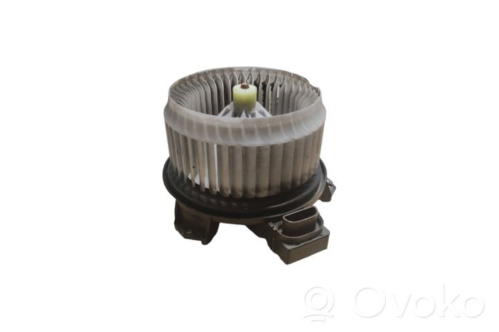 Toyota Yaris Mazā radiatora ventilators AV2727000311