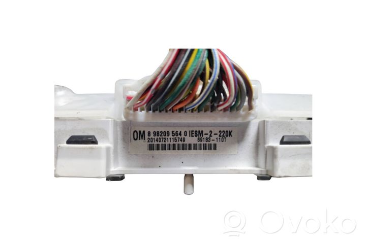 Isuzu D-Max Compteur de vitesse tableau de bord 8982095640