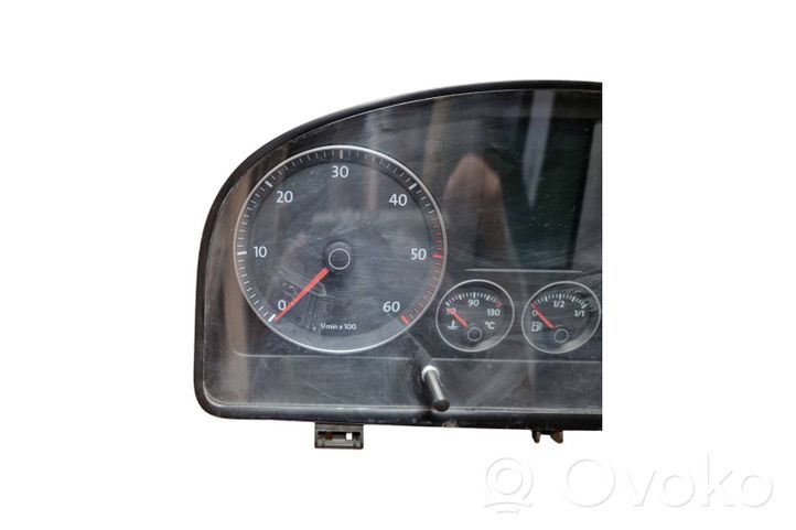 Volkswagen Caddy Spidometras (prietaisų skydelis) 2K0920874