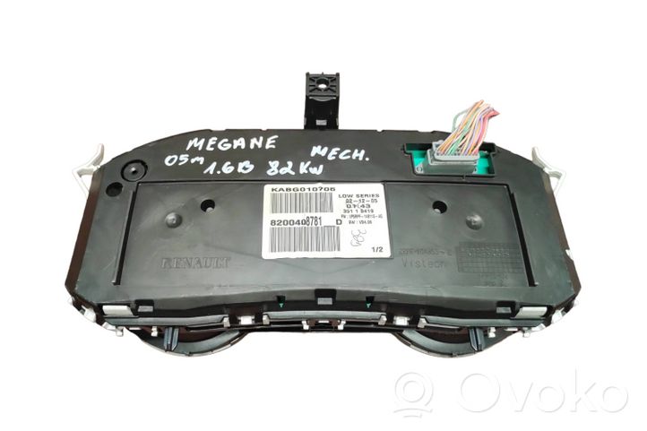 Renault Megane II Tachimetro (quadro strumenti) 8200408781