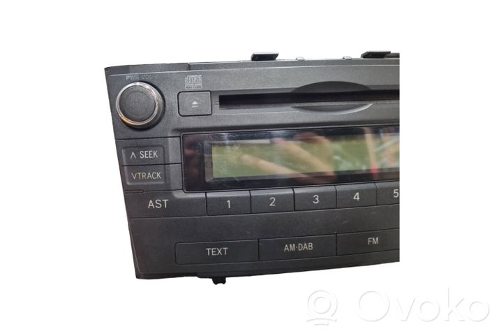 Toyota Avensis T270 Radija/ CD/DVD grotuvas/ navigacija 8612005150