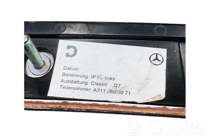 Mercedes-Benz E W211 Rivestimento del vano portaoggetti del cruscotto A2116800071