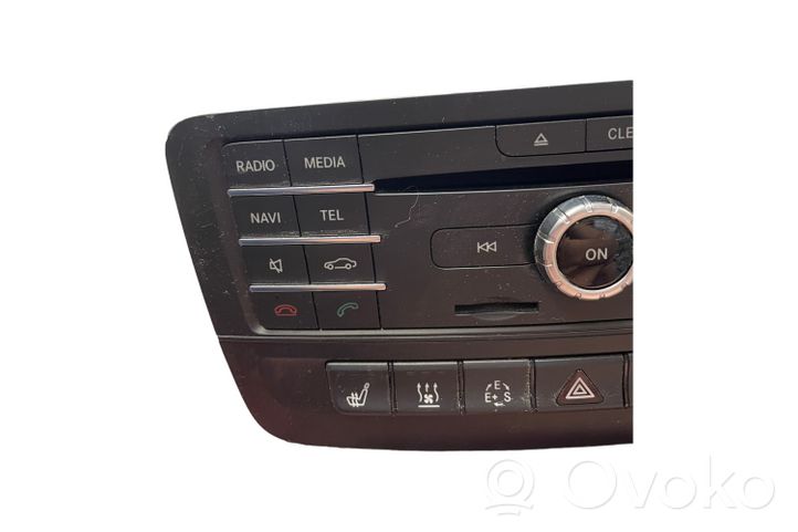 Mercedes-Benz B W246 W242 Radio/CD/DVD/GPS-pääyksikkö A2469011106