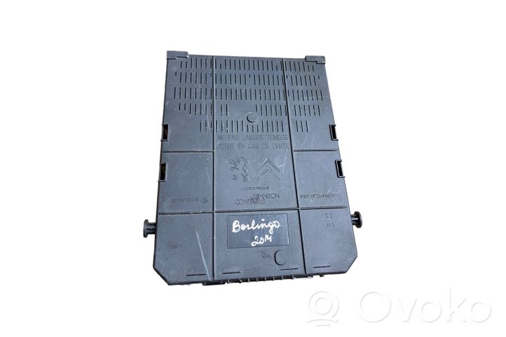 Citroen Berlingo Unité de commande, module ECU de moteur 967847708001