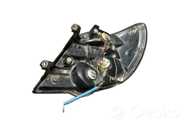 Subaru Impreza II Lampa tylna VC02009