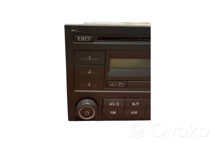 Volkswagen Polo IV 9N3 Unità principale autoradio/CD/DVD/GPS 6Q0035152C