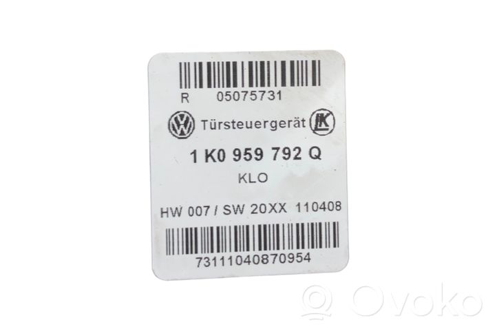 Volkswagen Touran I Moteur de lève-vitre de porte avant 1T0959702M