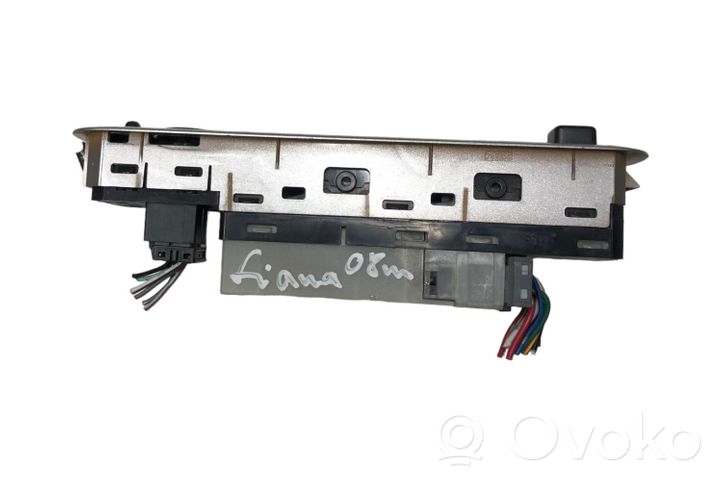 Suzuki Liana Electric window control switch 59J10