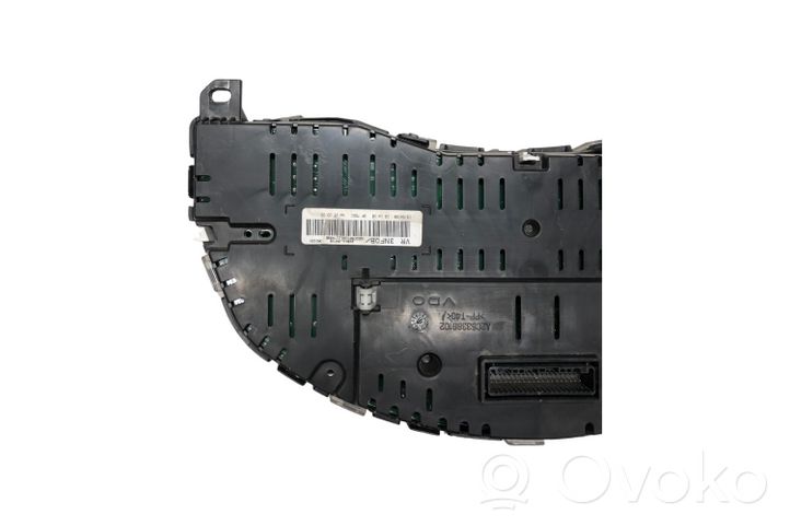 Nissan Leaf I (ZE0) Compteur de vitesse tableau de bord A2C53389102