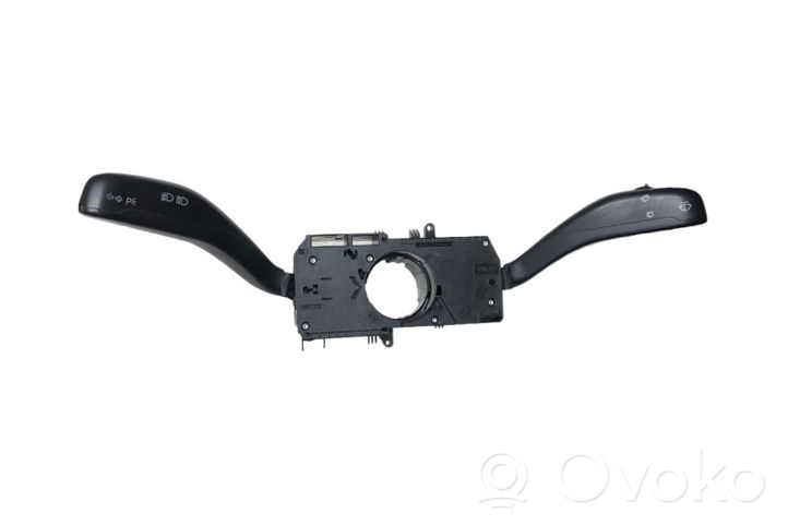 Volkswagen Polo IV 9N3 Leva/interruttore dell’indicatore di direzione e tergicristallo 6Q0953503CN