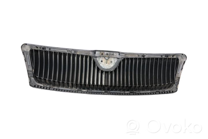 Skoda Octavia Mk2 (1Z) Front grill 1Z0853668