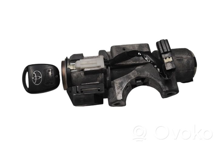 Toyota Avensis T250 Blocchetto accensione N0501517