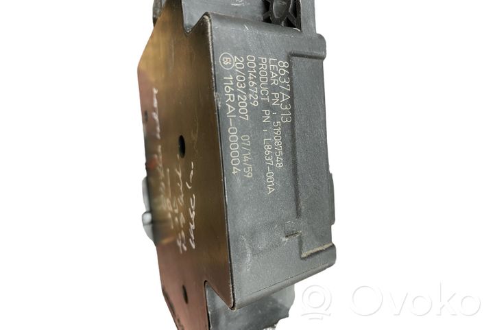 Mitsubishi Outlander Module de fusibles 8637A313