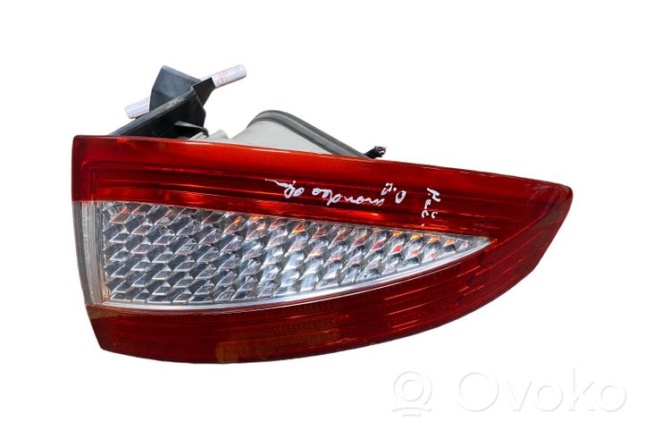 Ford Mondeo MK IV Luci posteriori 7S7113404A