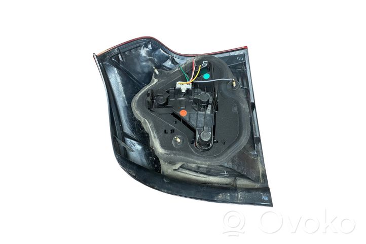 Toyota Corolla E120 E130 Lampa tylna E110459