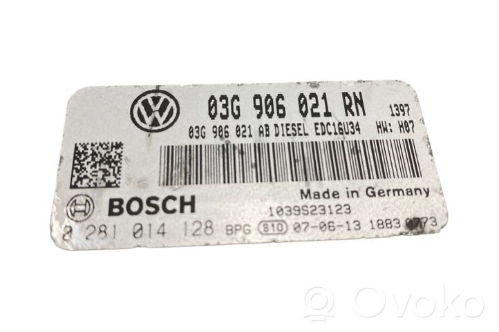 Volkswagen Touran I Sterownik / Moduł ECU 03G906021AB