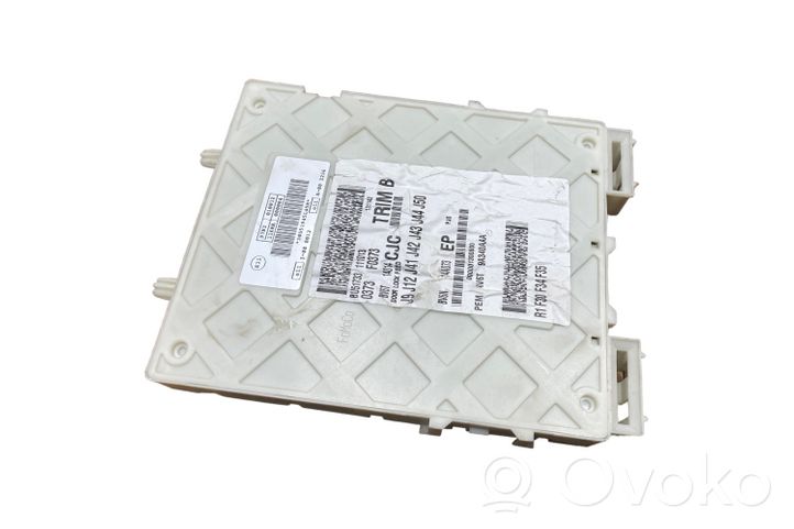 Ford Focus Module de fusibles 97RI010012