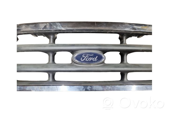 Ford F250 Grille calandre supérieure de pare-chocs avant YC358200BAW
