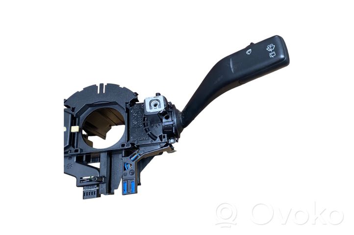 Volkswagen Golf Plus Leva/interruttore dell’indicatore di direzione e tergicristallo 1K0953503CQ