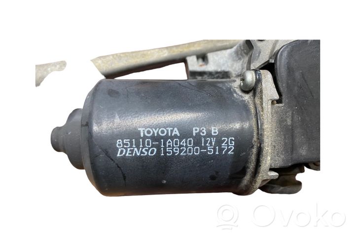 Toyota Corolla E120 E130 Mechanizm i silniczek wycieraczek szyby przedniej / czołowej 851101A040