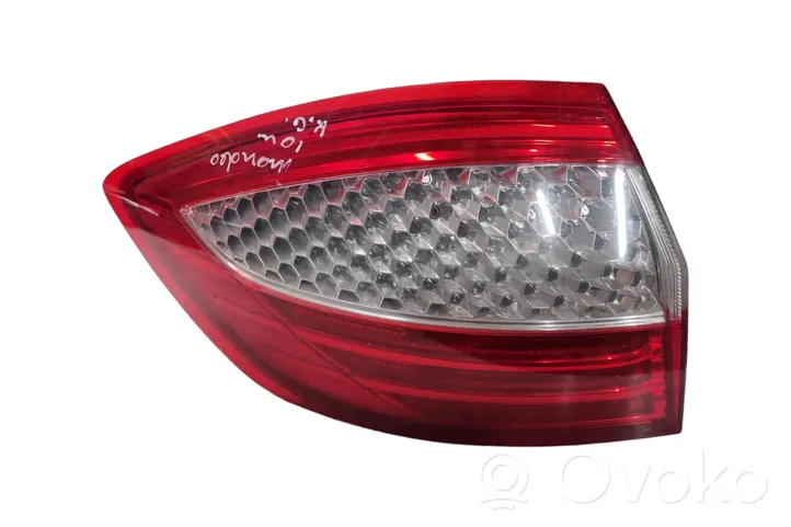 Ford Mondeo MK IV Luci posteriori 7S7113405B