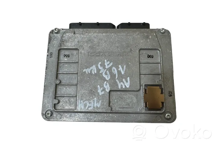 Audi A4 S4 B7 8E 8H Sterownik / Moduł ECU 8E0906018AM