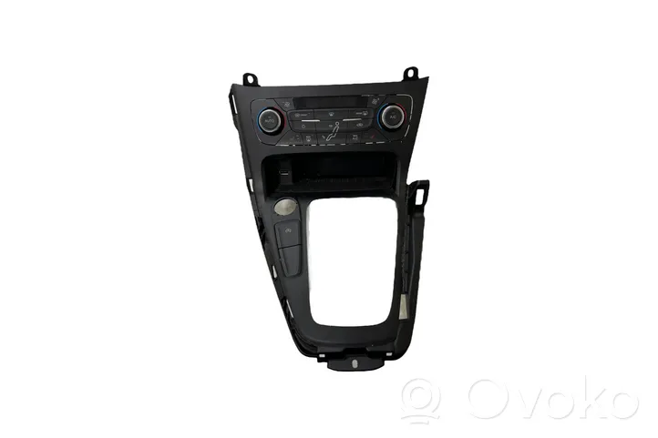 Ford Focus Panel klimatyzacji F1ET18C612DJ