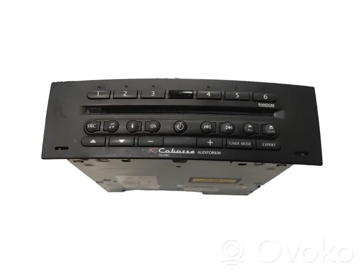 Renault Megane II Panel / Radioodtwarzacz CD/DVD/GPS 8200505128
