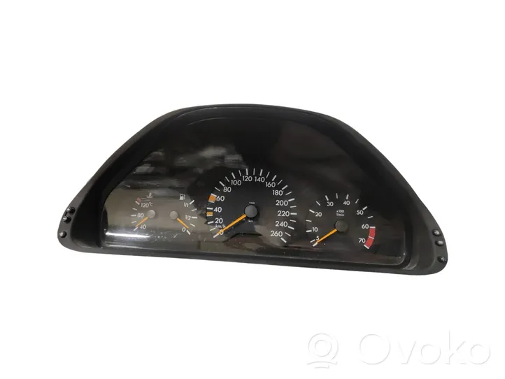 Mercedes-Benz E W210 Compteur de vitesse tableau de bord 2105406648