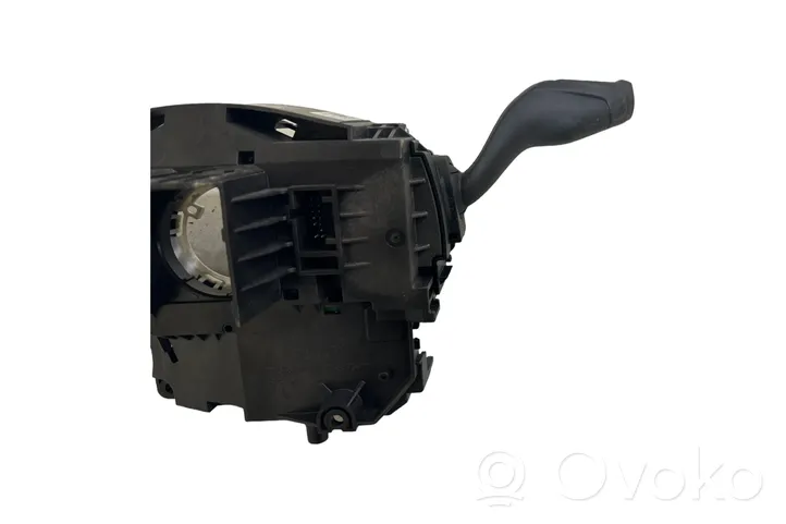 Ford Transit -  Tourneo Connect Interruptor/palanca de limpiador de luz de giro DV6T13N064AD