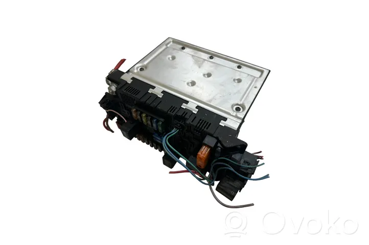 Mercedes-Benz E W211 Module de fusibles 2115452901