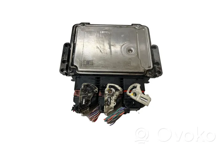 Peugeot 207 CC Sterownik / Moduł ECU 9666729680