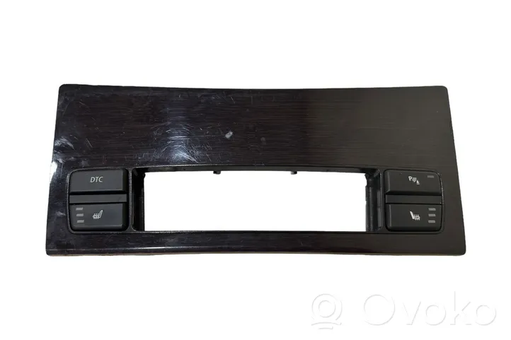 BMW 5 E60 E61 Panelės apdaila 6978691