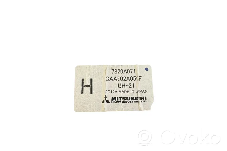 Mitsubishi Grandis Ilmastoinnin ohjainlaite 7820A071